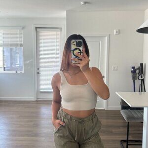 Aritzia Babaton Sculpt Knit Squareneck Cropped Tank